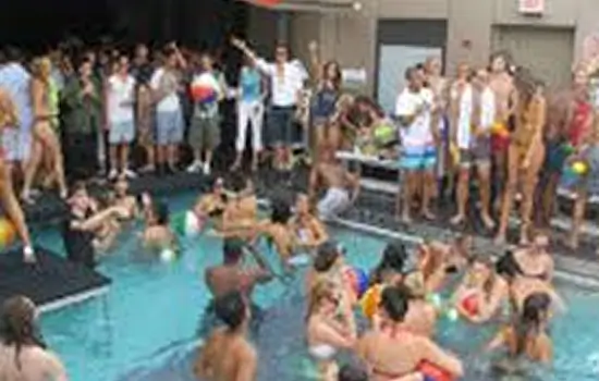 Gansevoort image 1