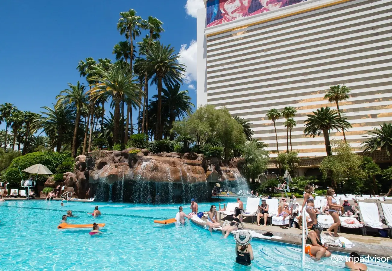The Mirage image 1
