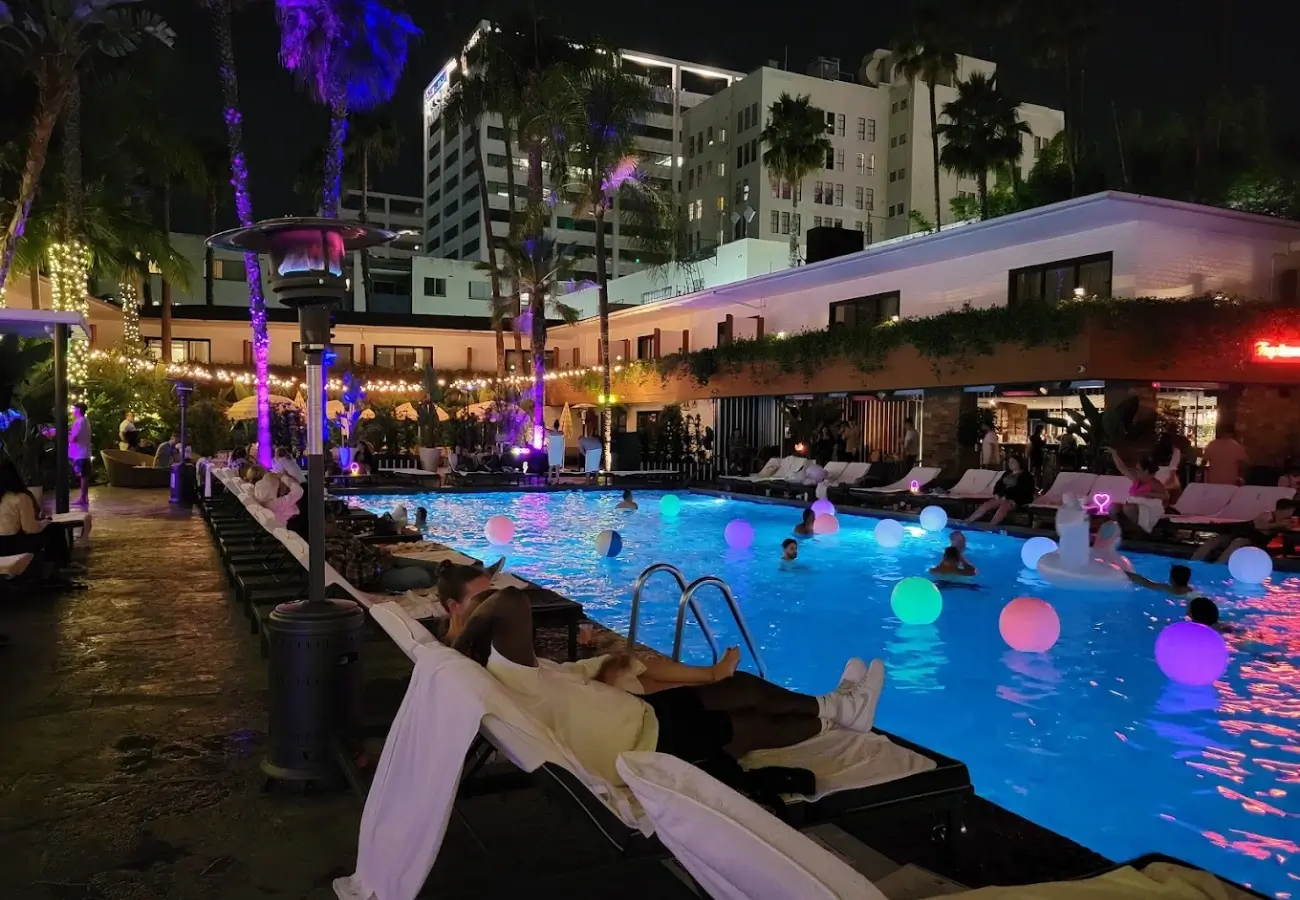 Tropicana Pool Cafe image 3