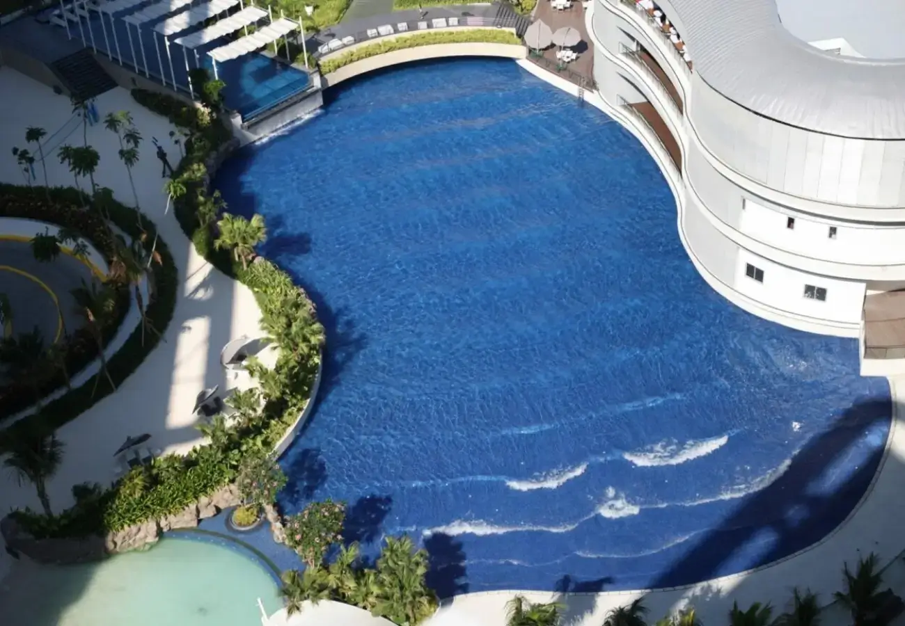 Azure Urban Resort Residences Pool party 2