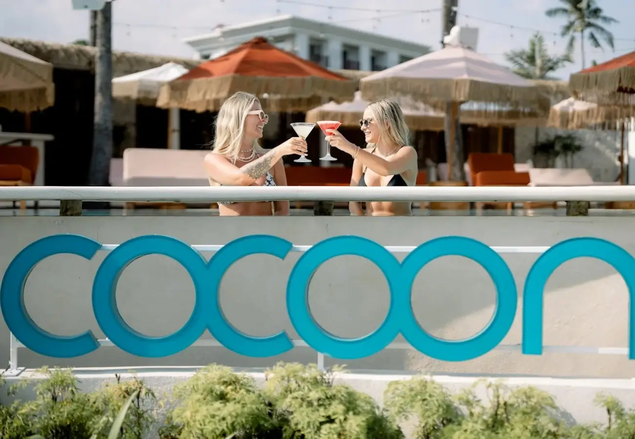 Cocoon Beach Club - Pool party 5