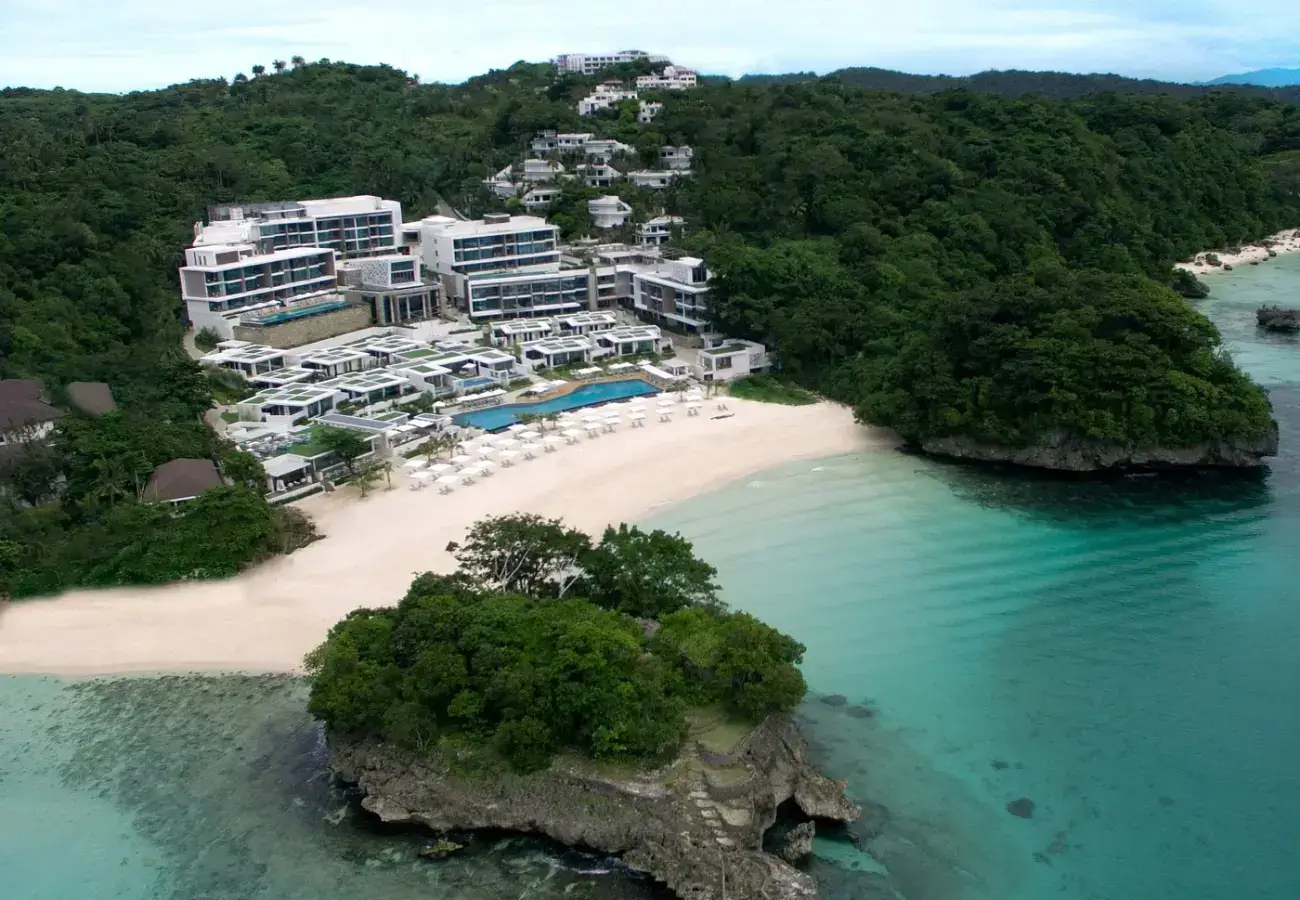 Crimson Resort and Spa Boracay Pool party 1