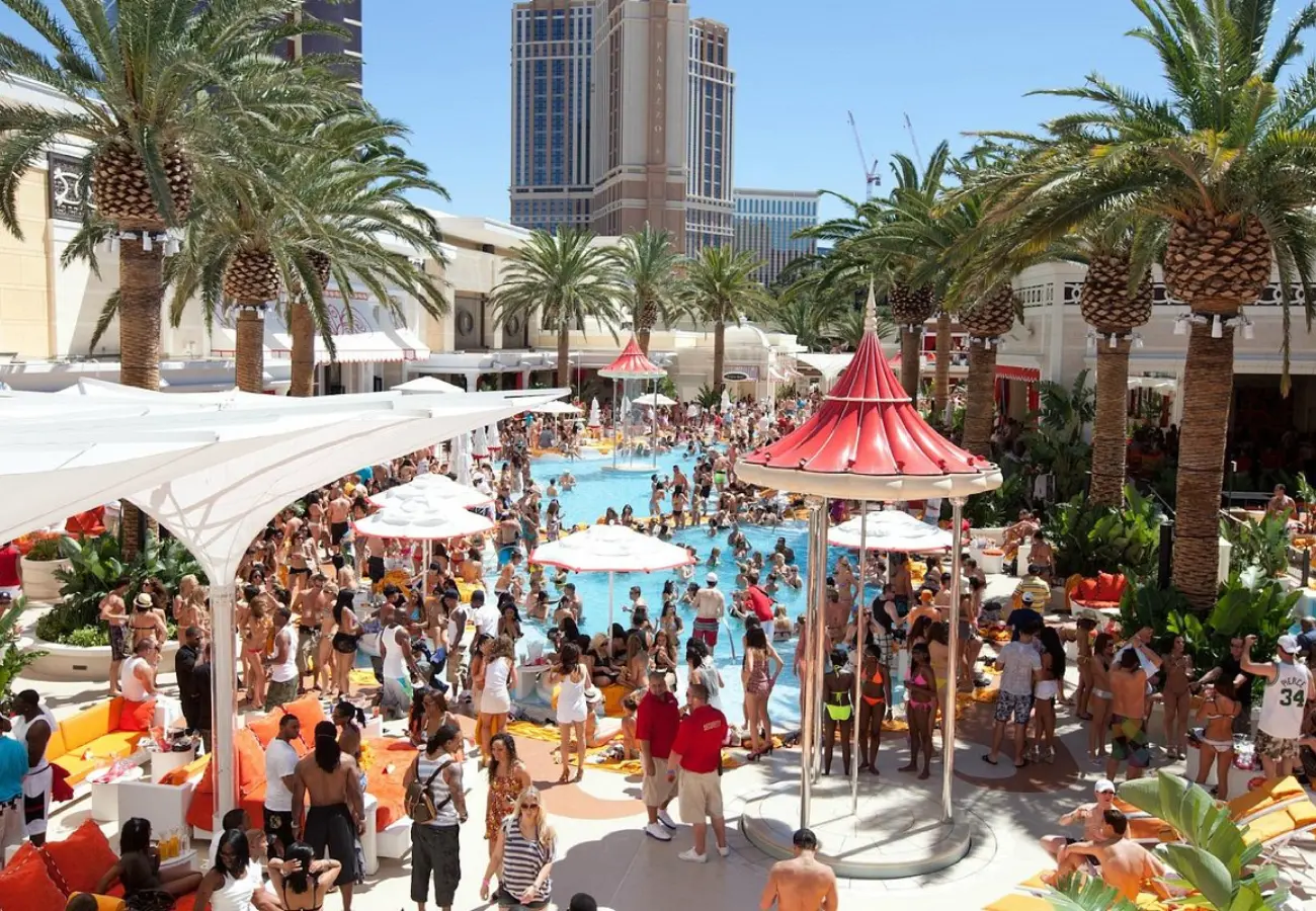 Legendary Las Vegas Dayclubs
