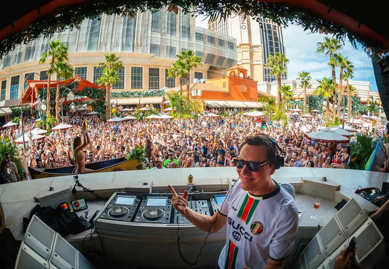Tao Beach at the Venetian Resort - Pool Party 3