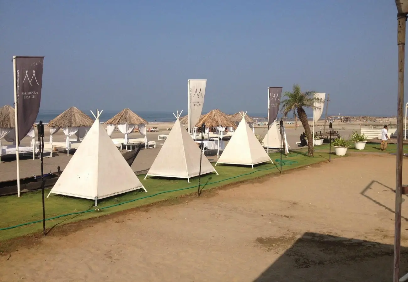 Marbela beach Pool Party 4