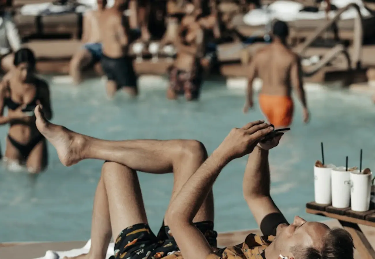 Naô Pool Club - Pool Party 1