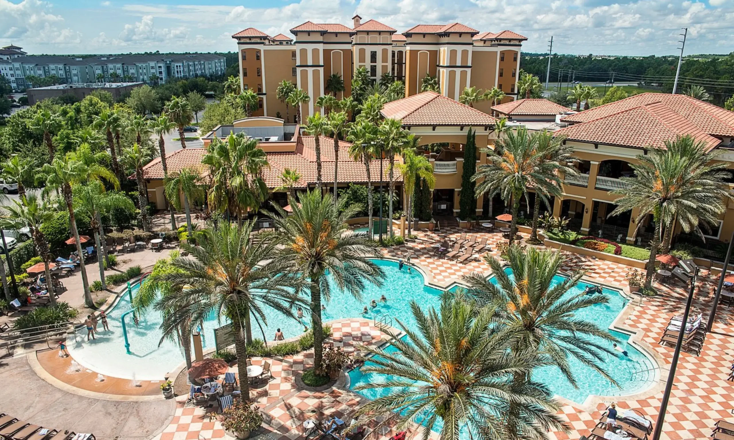 Pool party - Floridays Resort